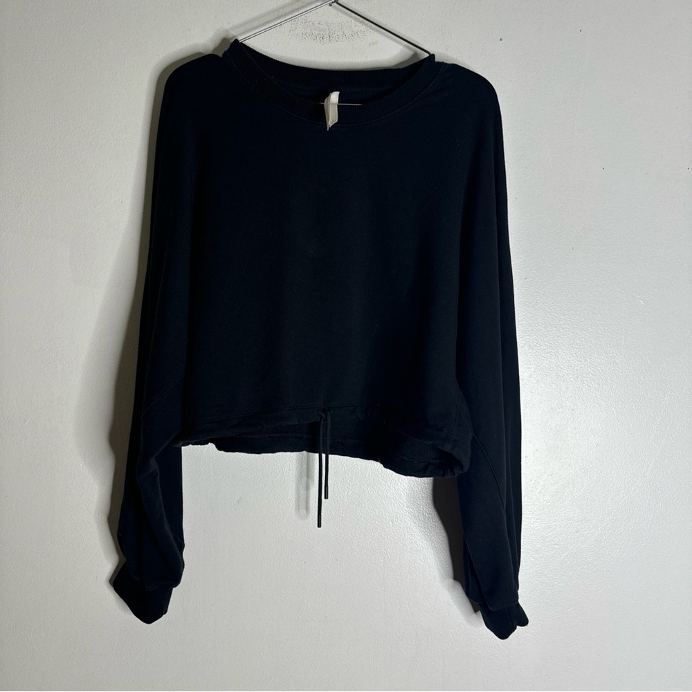 the group‎ babaton Large Black Cropped Oversized LS Leisure Sweatshirt CP